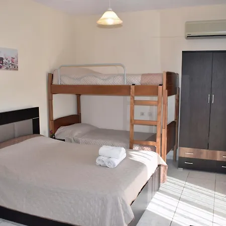 Fotini's 1 Τορώνη